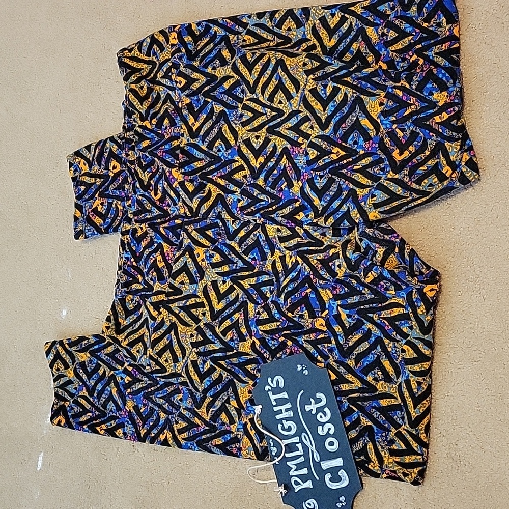 LuLaRoe Leggings Tall and Curvy Black Blue Orange Green Red Geometric